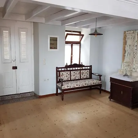 Dom wakacyjny Experience The Greek Way Of Life In Nikolas House! *
